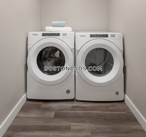 Village Way. Brookline photo 4