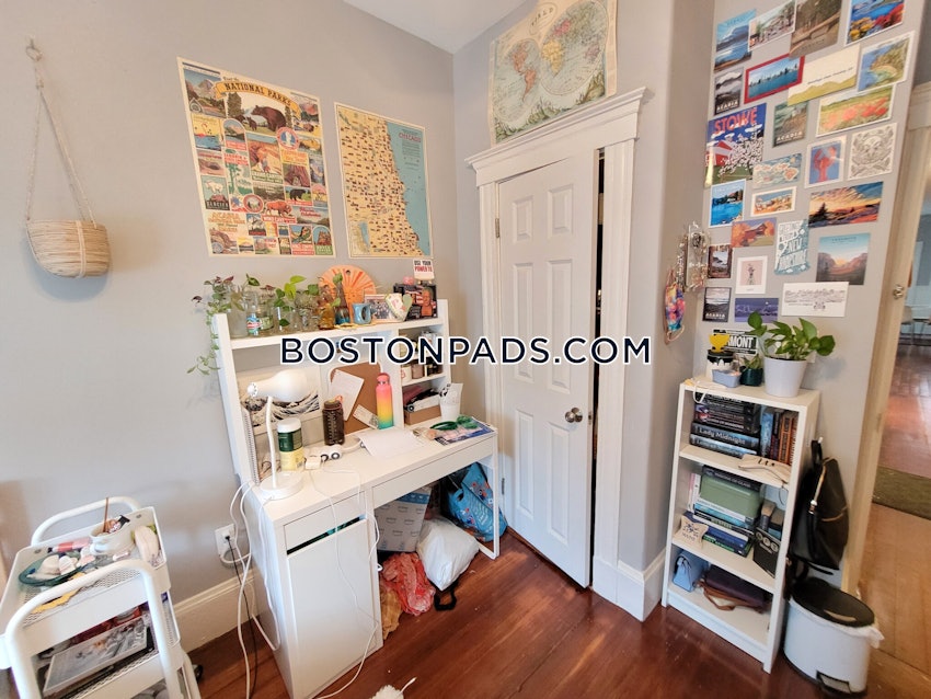 BOSTON - MISSION HILL - 5 Beds, 2 Baths - Image 23