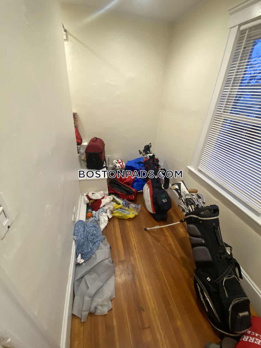 BOSTON - ALLSTON - 5 Beds, 2.5 Baths - Image 25