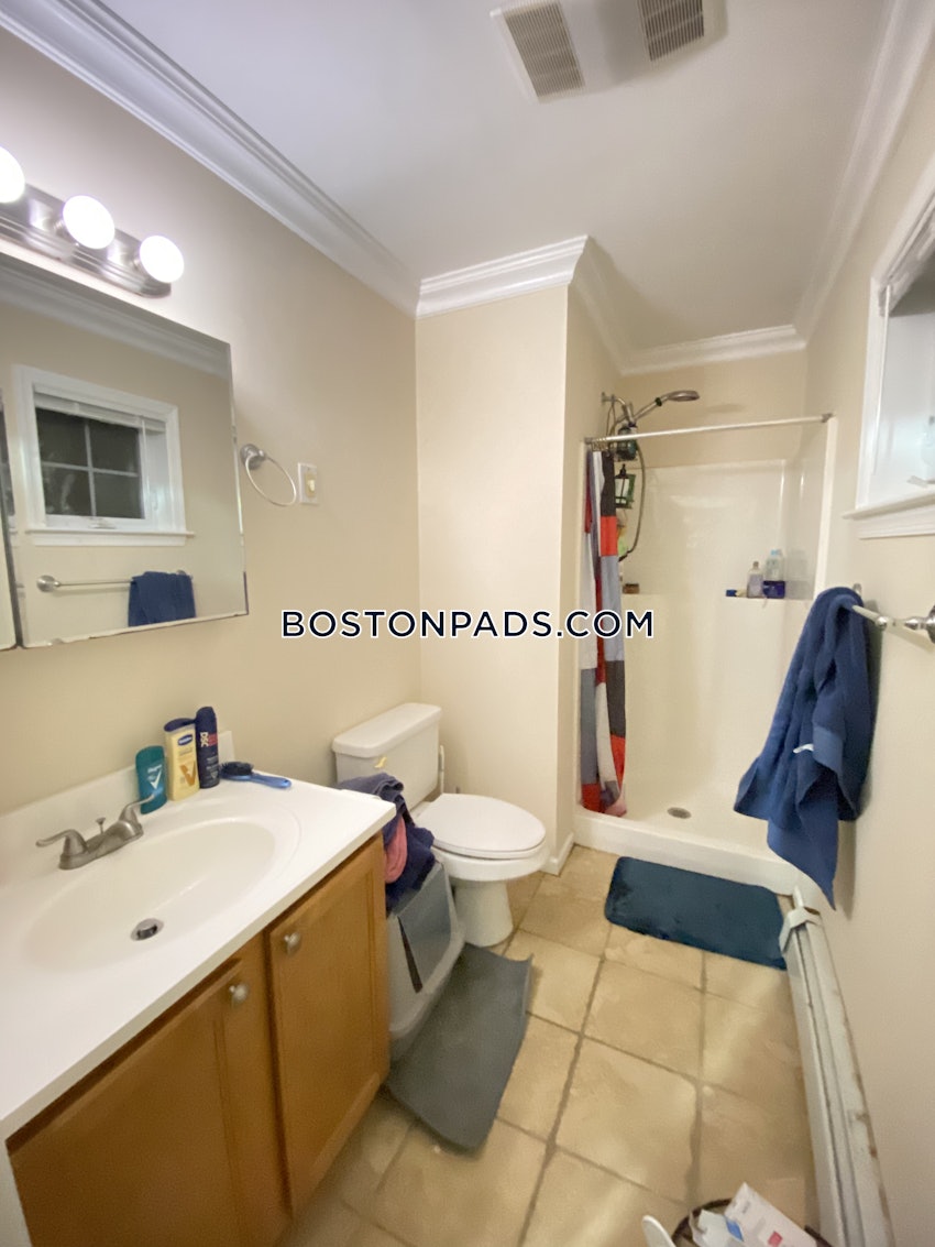 BOSTON - FORT HILL - 4 Beds, 2.5 Baths - Image 14
