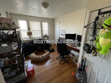 Boston - 2 Beds, 1 Baths