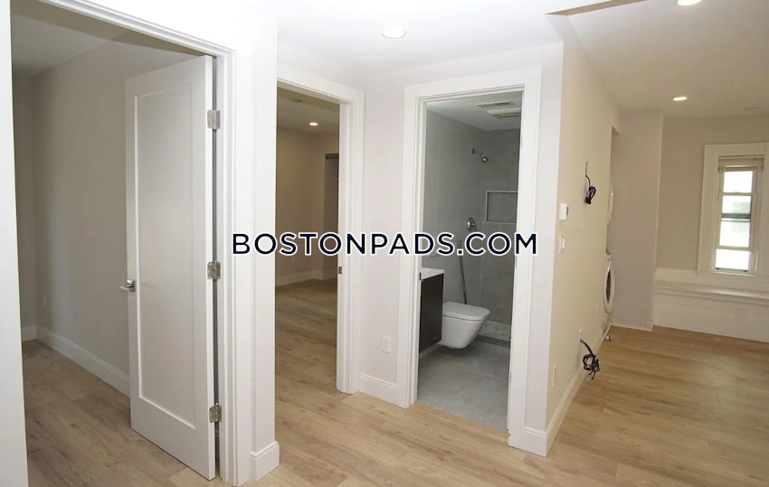 BOSTON - DORCHESTER - SAVIN HILL - 4 Beds, 2.5 Baths - Image 5