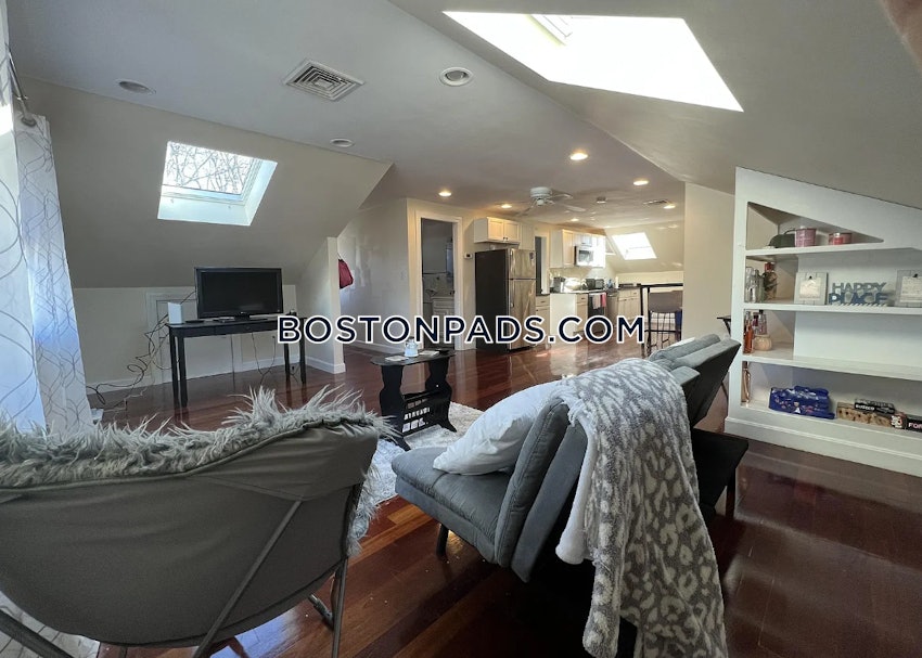 BOSTON - LOWER ALLSTON - 2 Beds, 1 Bath - Image 1