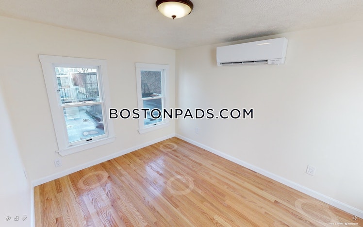 East 3rd St., Boston