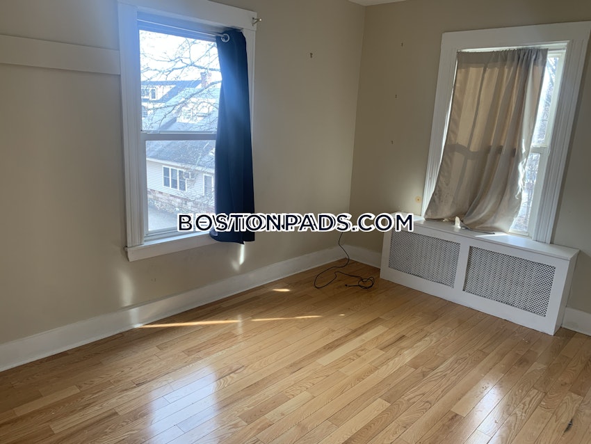 NEWTON - NEWTONVILLE - 3 Beds, 1 Bath - Image 6