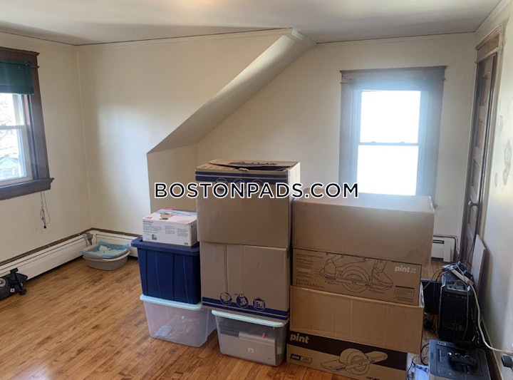 newton-apartment-for-rent-4-bedrooms-1-bath-newtonville-3450-8008415 