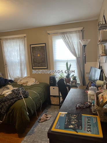 Boston - 3 Beds, 1 Baths