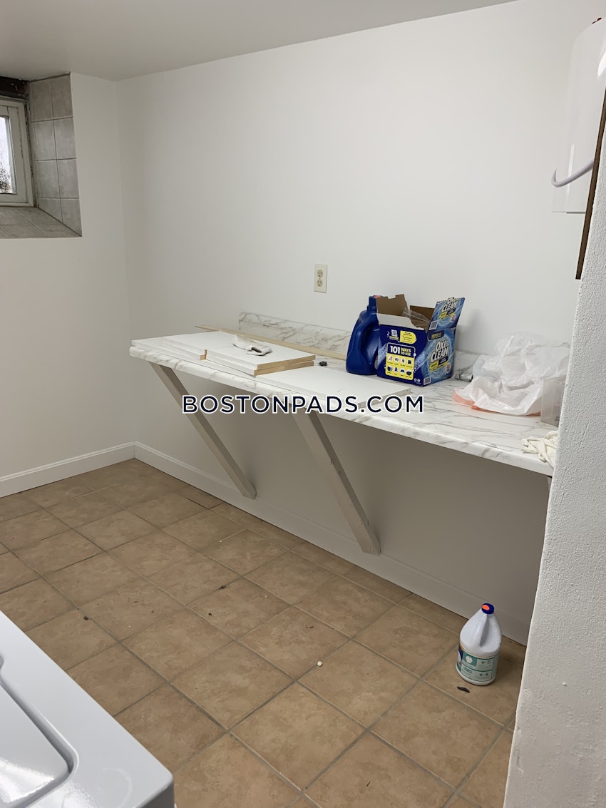 BOSTON - LOWER ALLSTON - 3 Beds, 1 Bath - Image 29