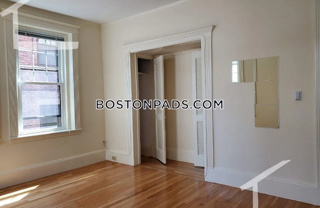 Brookline - $5,200+ /mo