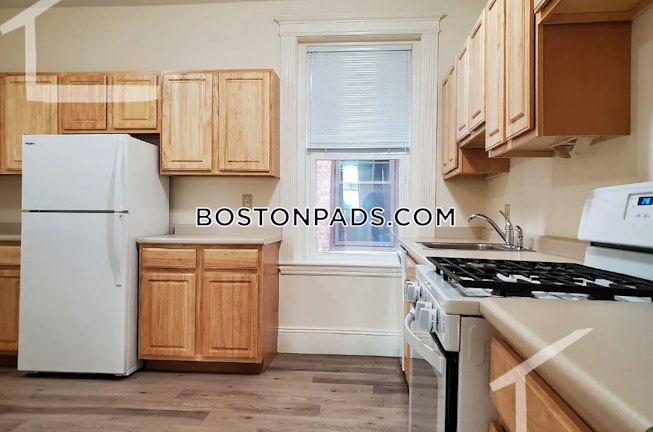 Brookline - $5,200+ /mo