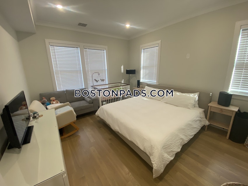 BOSTON - EAST BOSTON - MAVERICK - 3 Beds, 2 Baths - Image 34