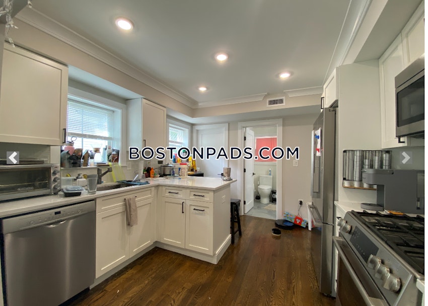 BOSTON - ALLSTON/BRIGHTON BORDER - 4 Beds, 2 Baths - Image 4