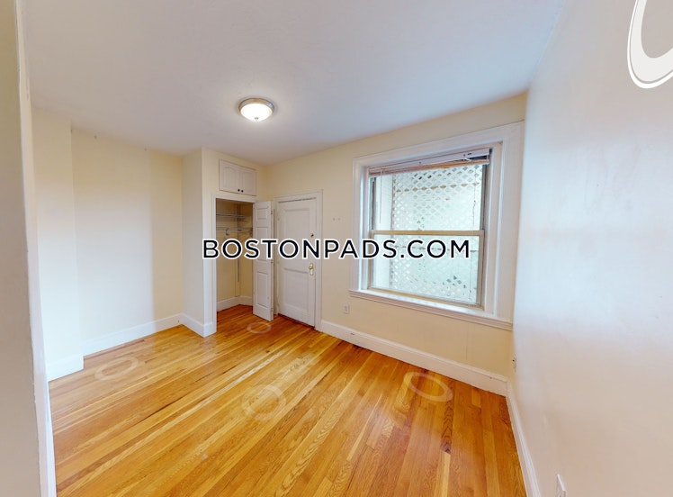 Thatcher St., Brookline