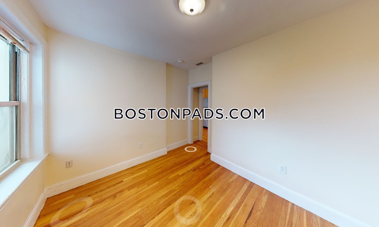 Thatcher St., Brookline