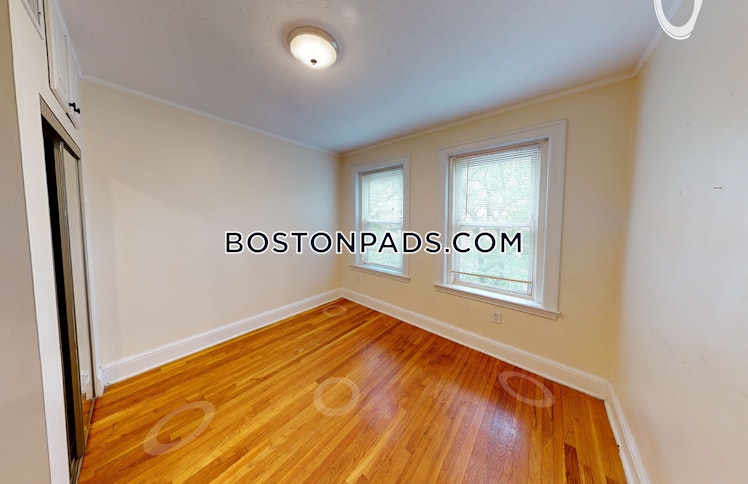 Thatcher St., Brookline