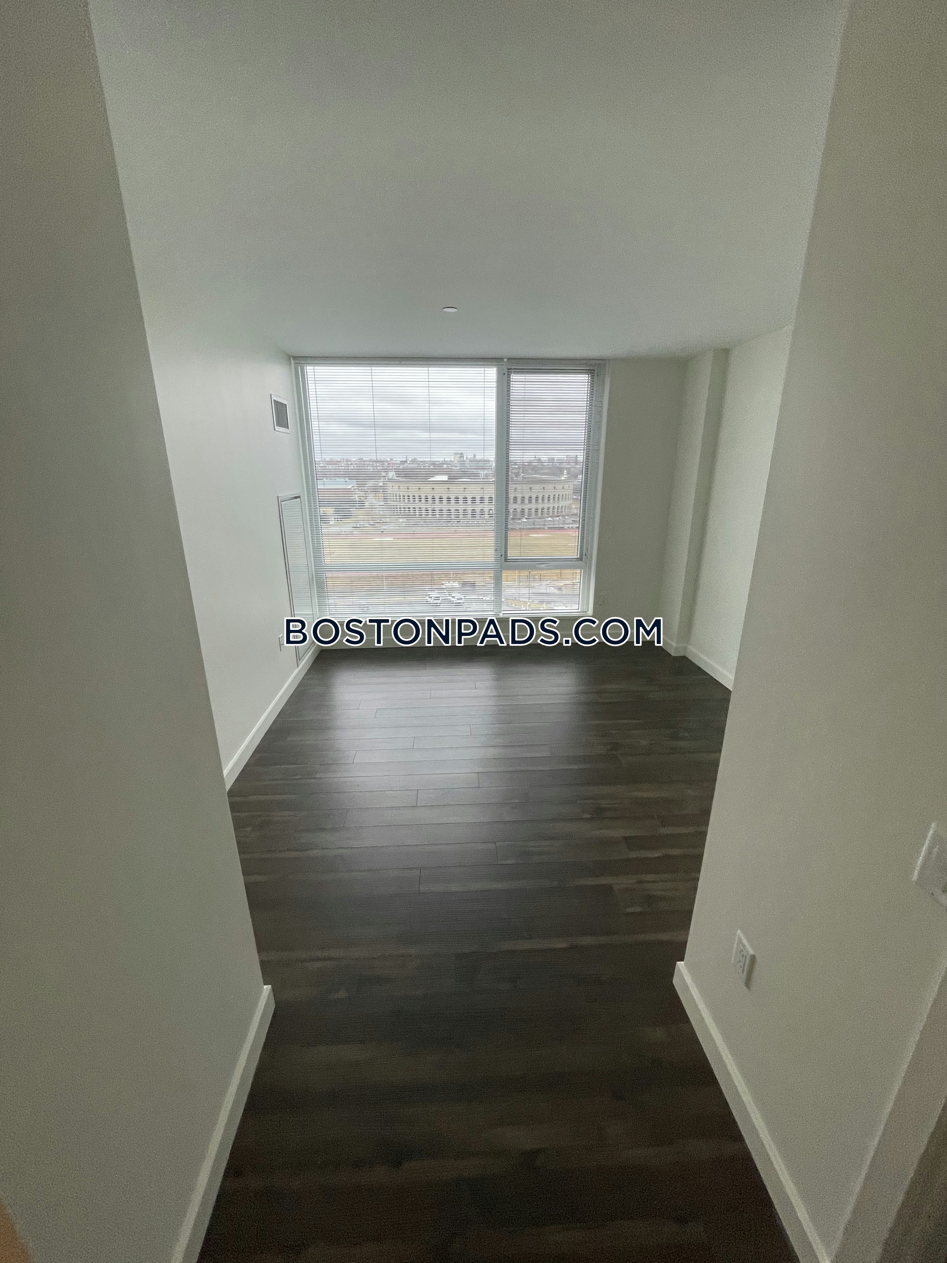 Boston - 3 Beds, 1 Baths