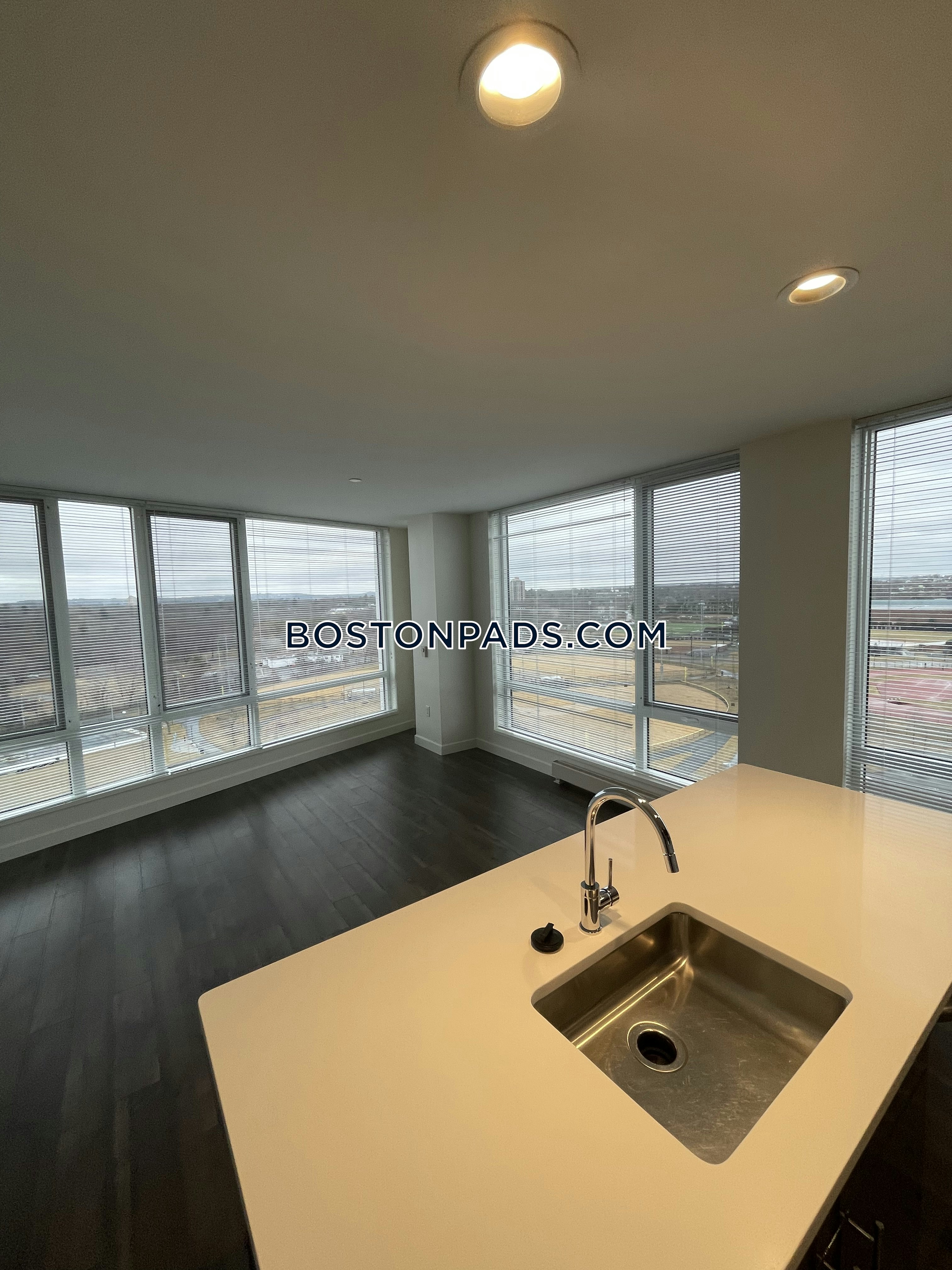 Boston - 3 Beds, 1 Baths