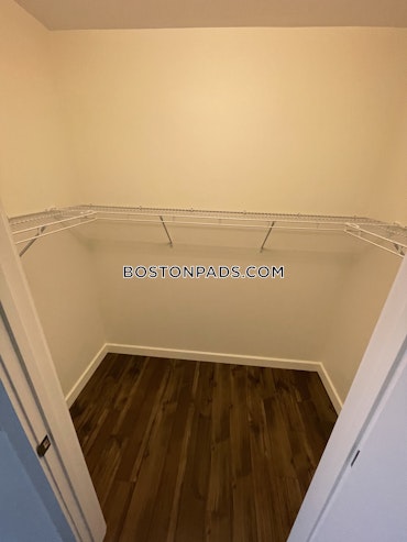 Boston - 3 Beds, 1 Baths