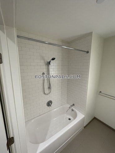 Boston - 1 Beds, 1 Baths