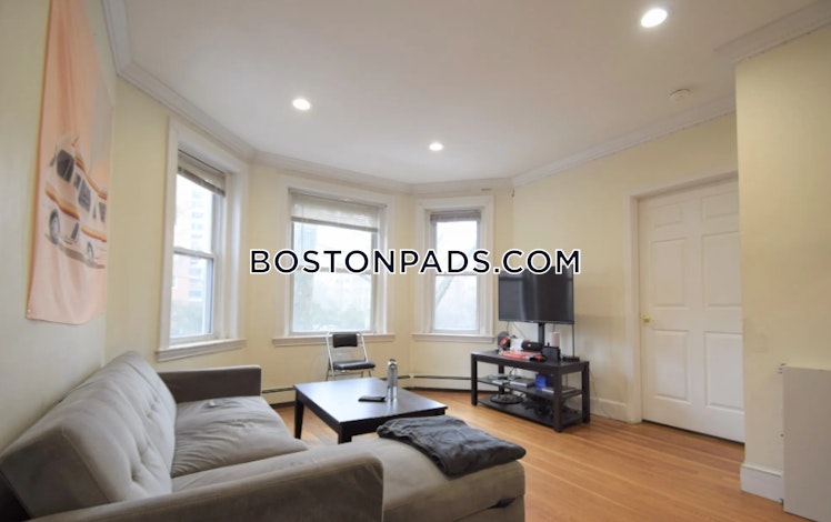 Thatcher St., Brookline