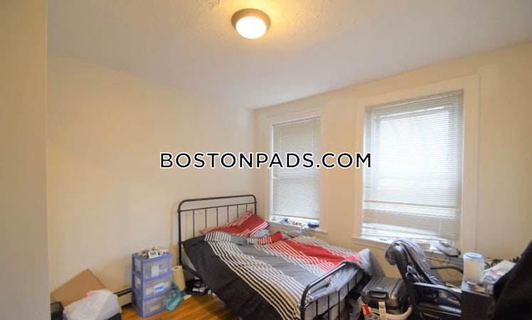 Thatcher St., Brookline