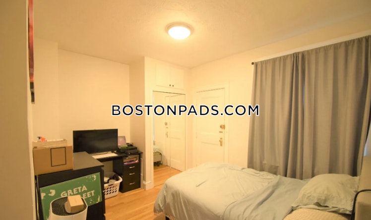 Thatcher St., Brookline