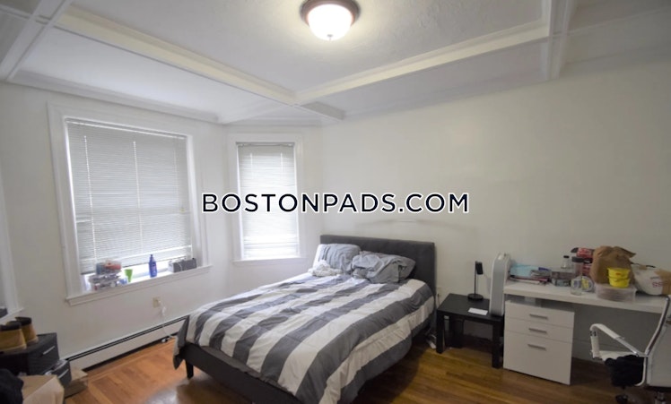 Thatcher St., Brookline