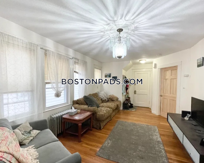 BOSTON - DORCHESTER - SAVIN HILL - 3 Beds, 1 Bath - Image 3