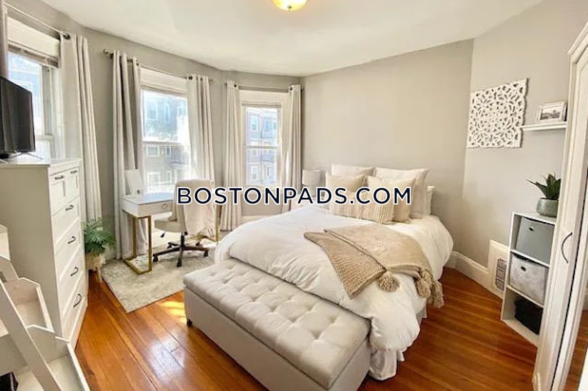 BOSTON - DORCHESTER - SAVIN HILL - 4 Beds, 1 Bath - Image 2