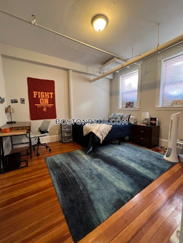 Boston - 2 Beds, 1 Baths