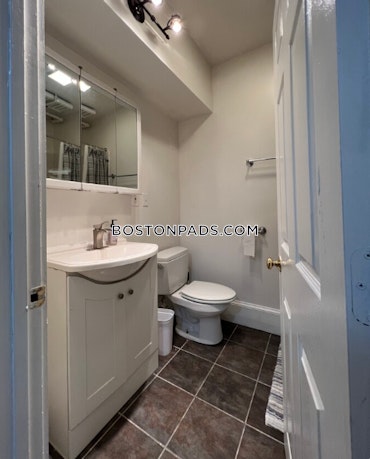 Boston - 2 Beds, 1 Baths