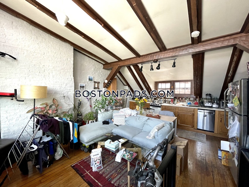 BOSTON - BEACON HILL - 2 Beds, 1 Bath - Image 1