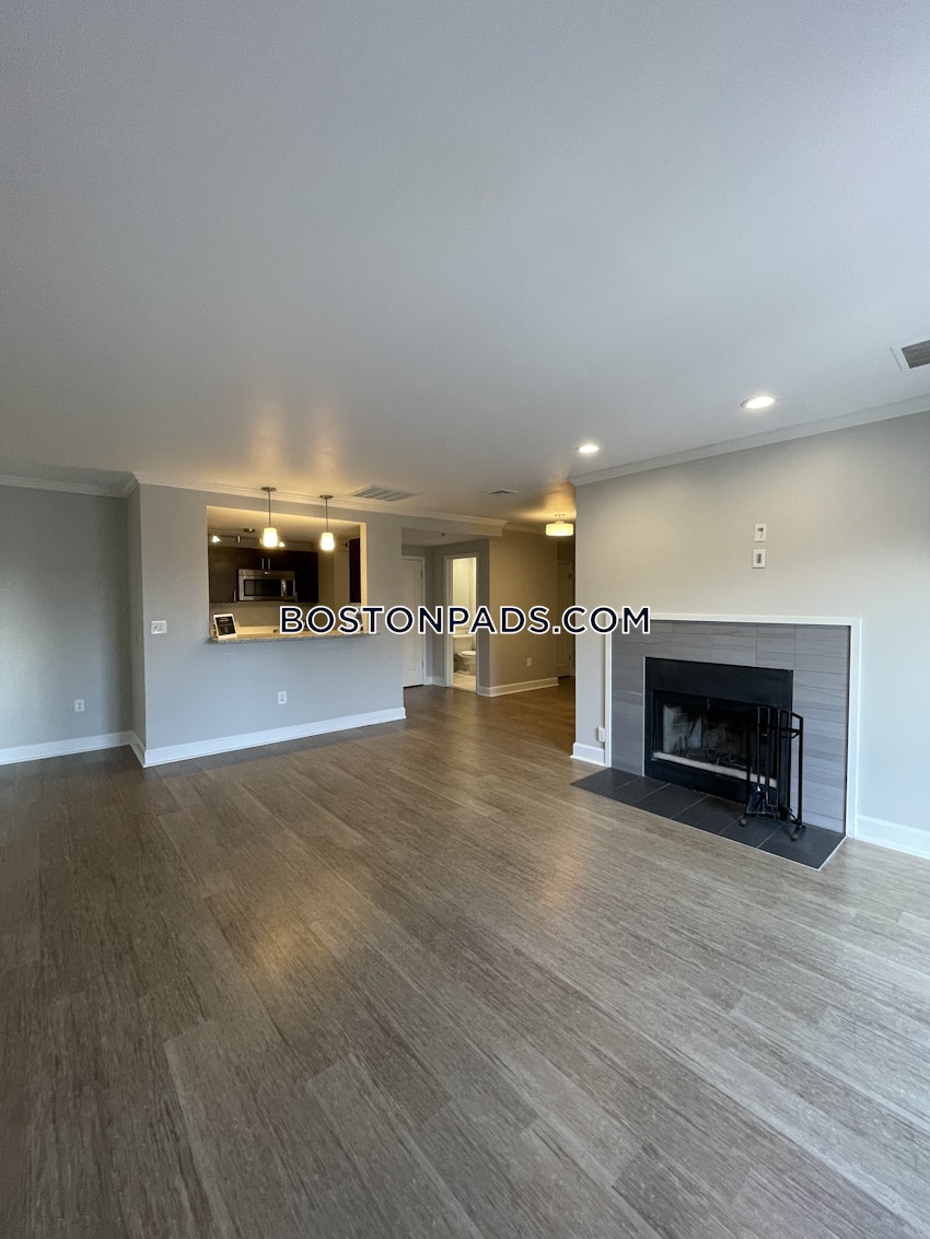 BOSTON - BACK BAY - 2 Beds, 2 Baths - Image 2