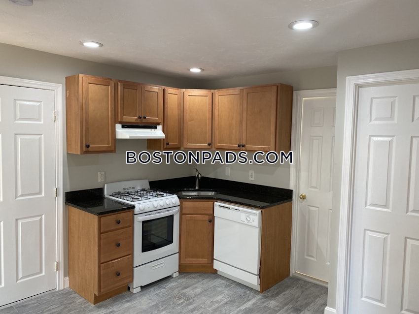 BOSTON - NORTH END - 4 Beds, 2 Baths - Image 3
