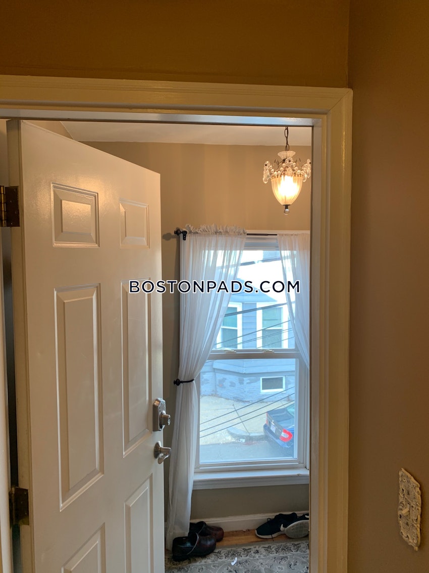 CAMBRIDGE - KENDALL SQUARE - 2 Beds, 1 Bath - Image 7