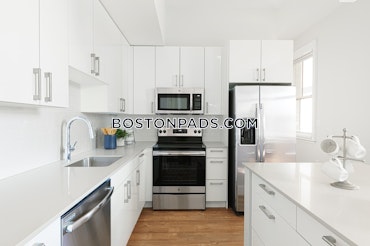 Boston - 0 Beds, 1 Baths