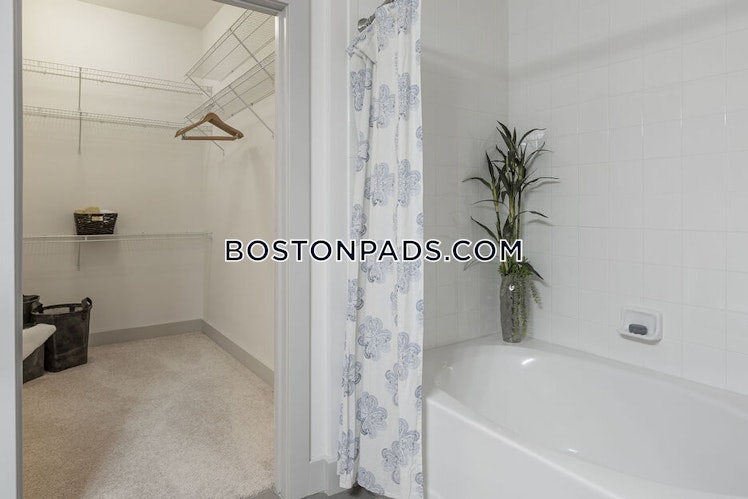 Pinehills Dr., Plymouth