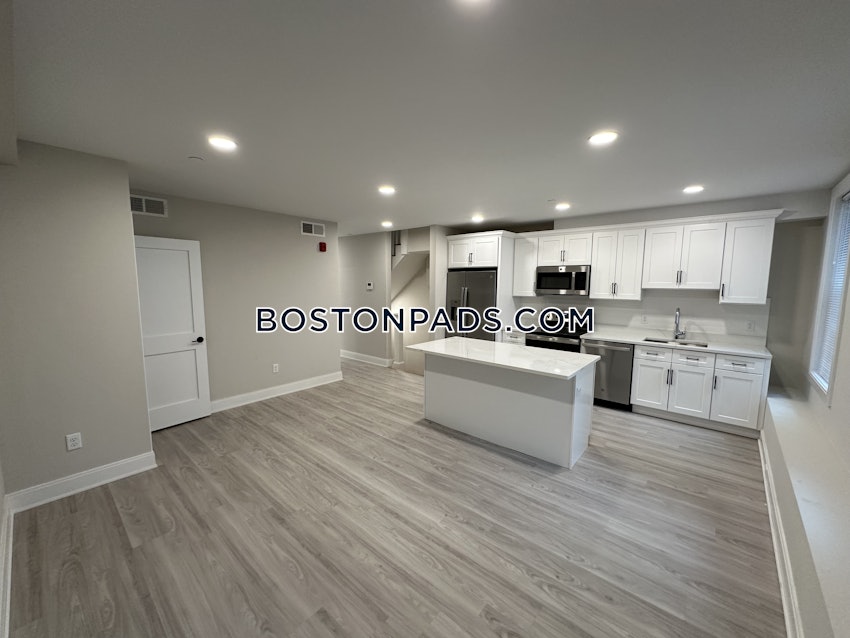 BOSTON - DOWNTOWN - 5 Beds, 3 Baths - Image 36