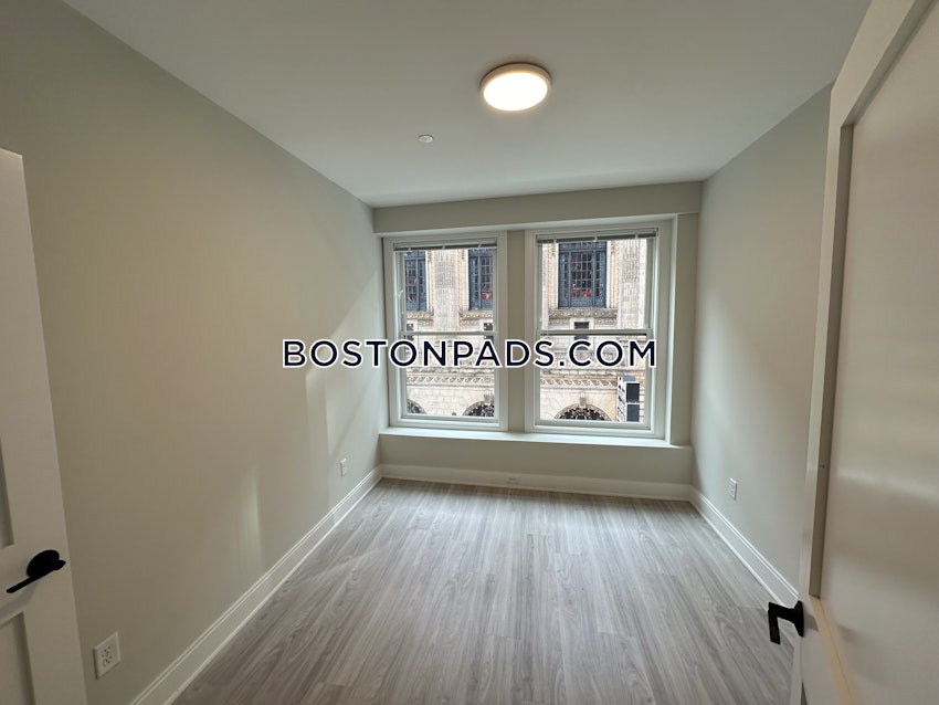 BOSTON - DOWNTOWN - 5 Beds, 3 Baths - Image 4