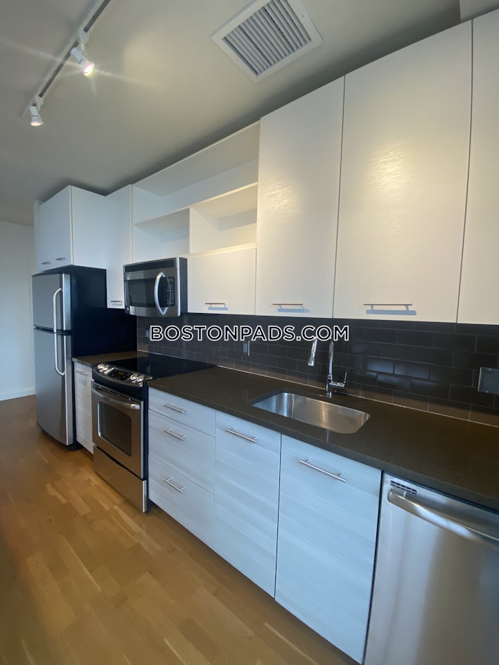 downtown-apartment-for-rent-2-bedrooms-2-baths-boston-5700-615398 