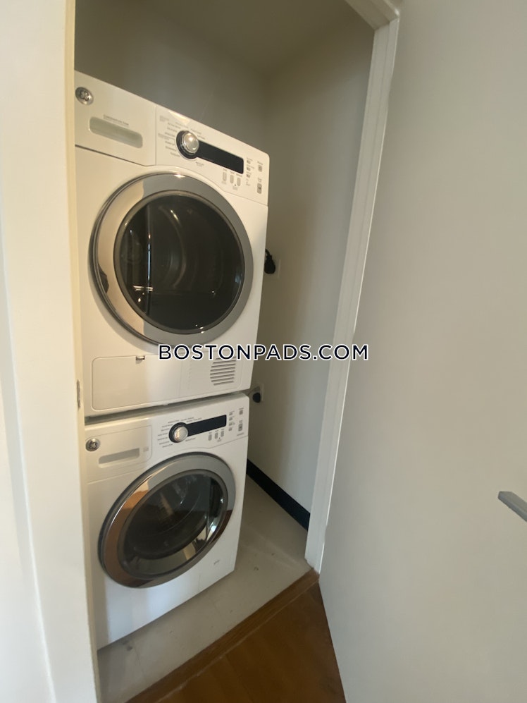 Washington St., Boston