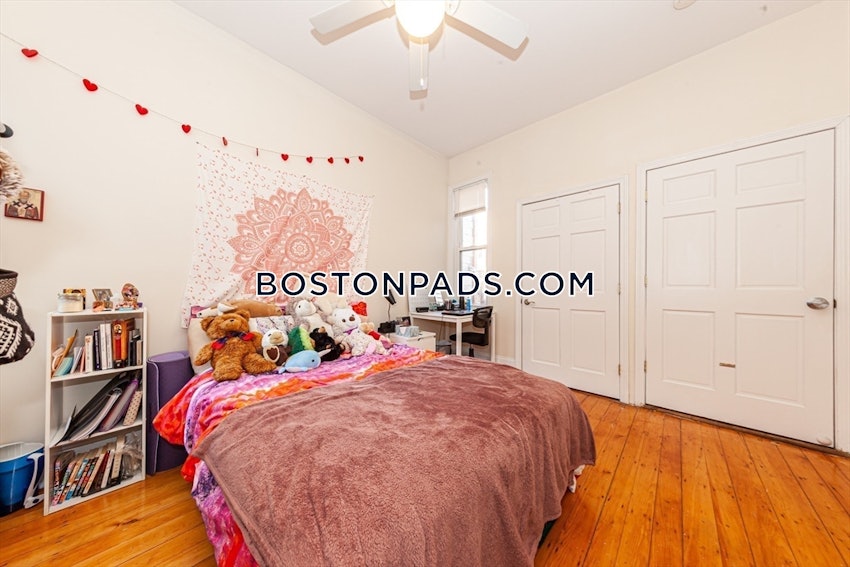 BOSTON - MISSION HILL - 3 Beds, 1 Bath - Image 7