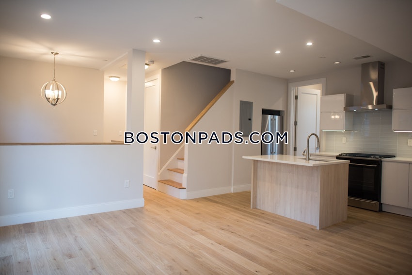 BOSTON - DORCHESTER - SAVIN HILL - 4 Beds, 3 Baths - Image 6