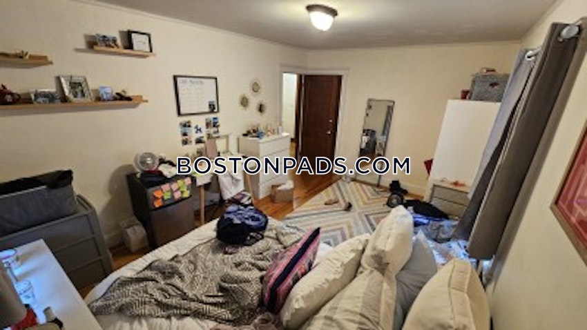 BOSTON - BRIGHTON - BOSTON COLLEGE - 4 Beds, 2 Baths - Image 7