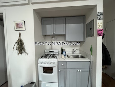 Boston - 0 Beds, 1 Baths