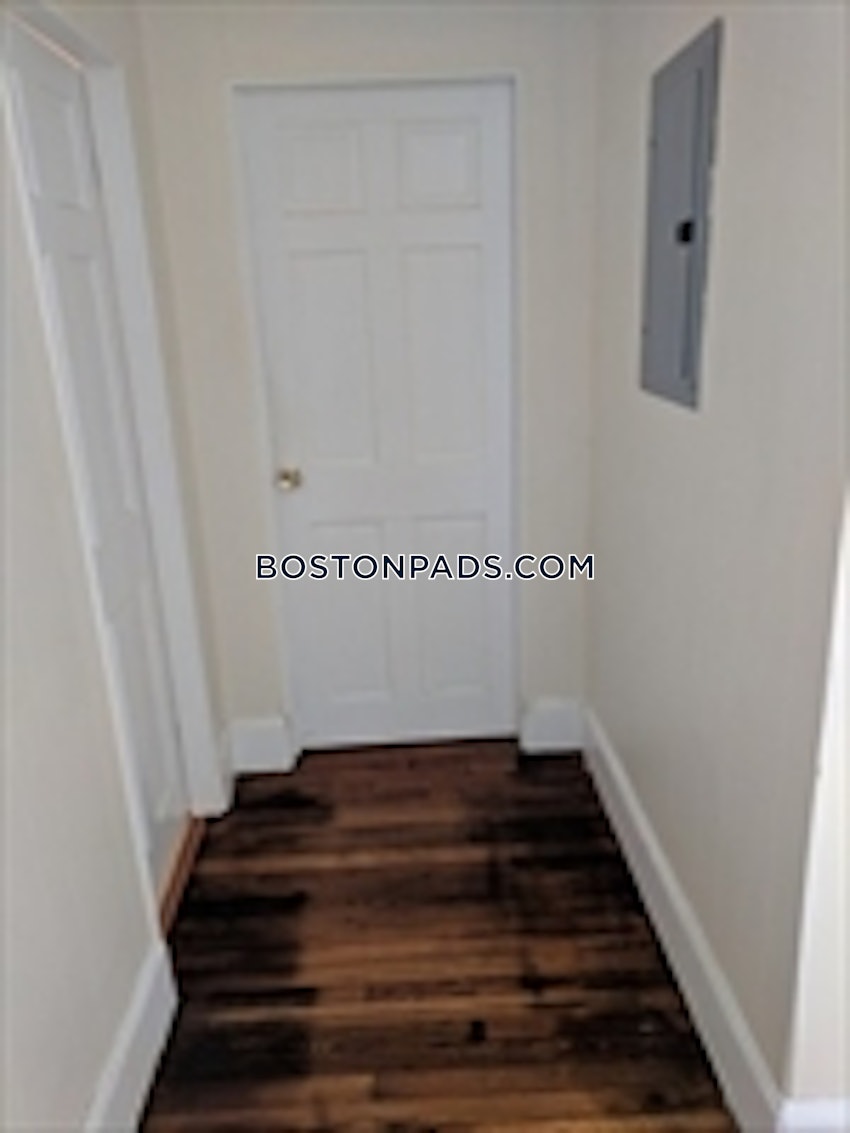 BOSTON - EAST BOSTON - JEFFRIES POINT - 3 Beds, 1 Bath - Image 9