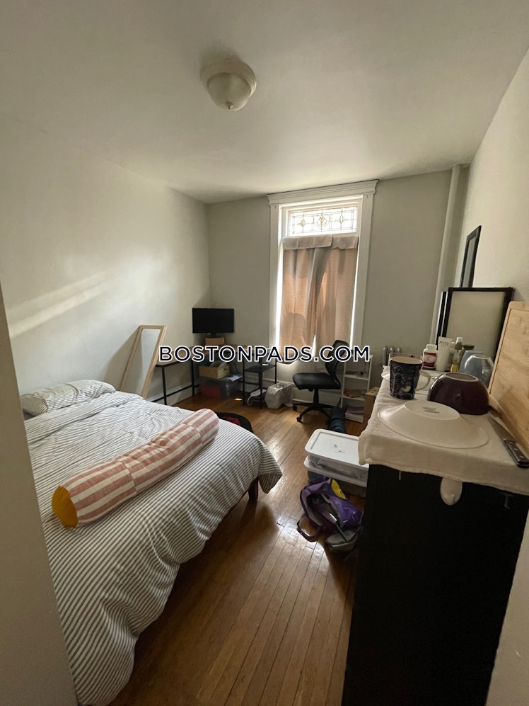 Hemenway St., Boston