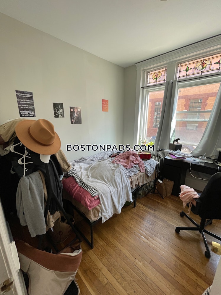 Hemenway St., Boston