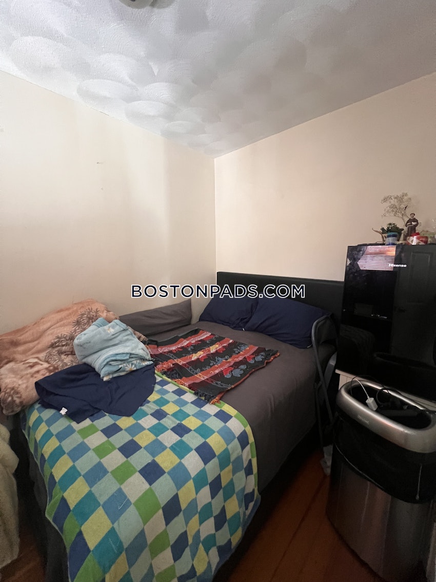 BOSTON - EAST BOSTON - MAVERICK - 3 Beds, 1 Bath - Image 11