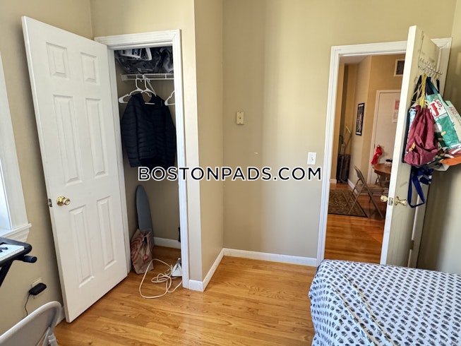 Boston - $2,995+ /mo